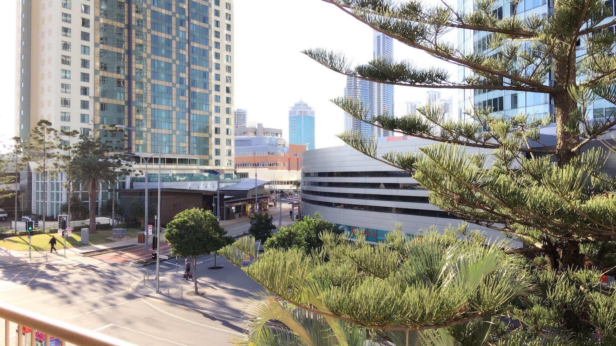 Gold Coast Hostel Exterior photo